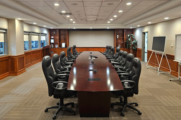 Office Cleaning That Looks Professional Every Day<br />
